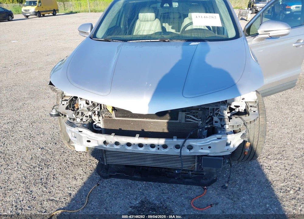 2015 LINCOLN MKC VIN: 5LMCJ3B92FUJ14812