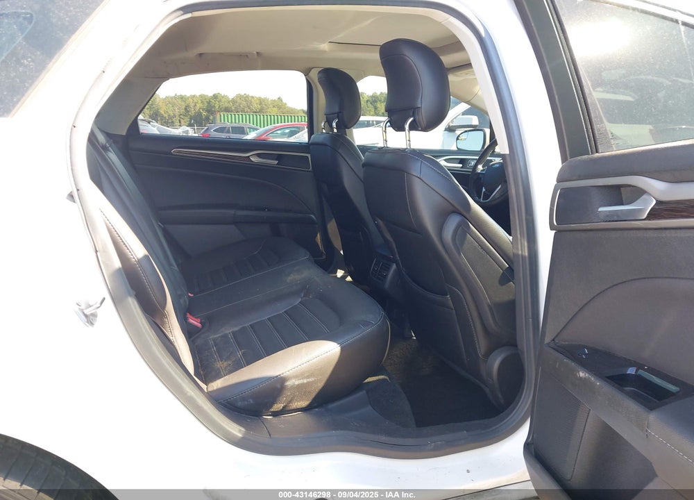 2013 FORD FUSION VIN: 3FA6P0HR7DR319044