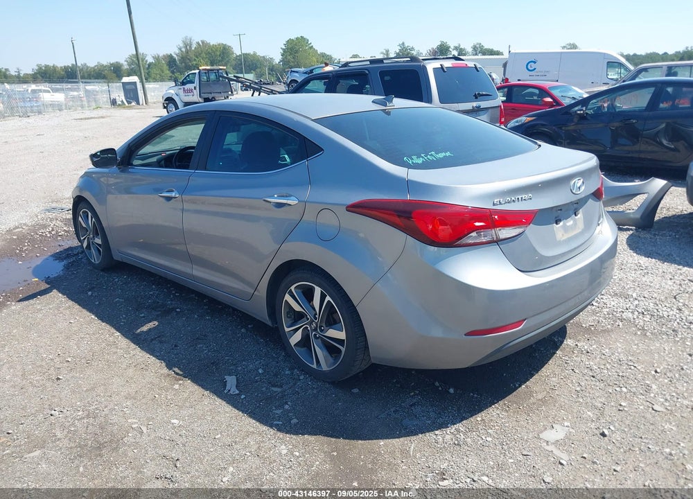 2015 HYUNDAI ELANTRA VIN: KMHDH4AE7FU282307