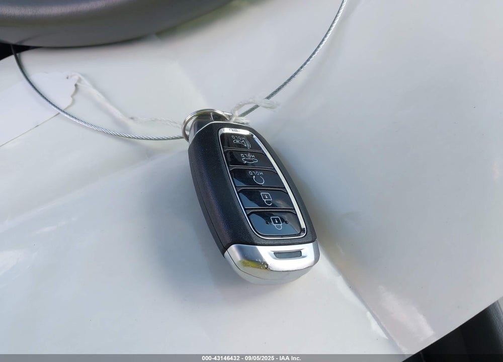 2021 HYUNDAI ELANTRA VIN: 5NPLN4AG0MH026043