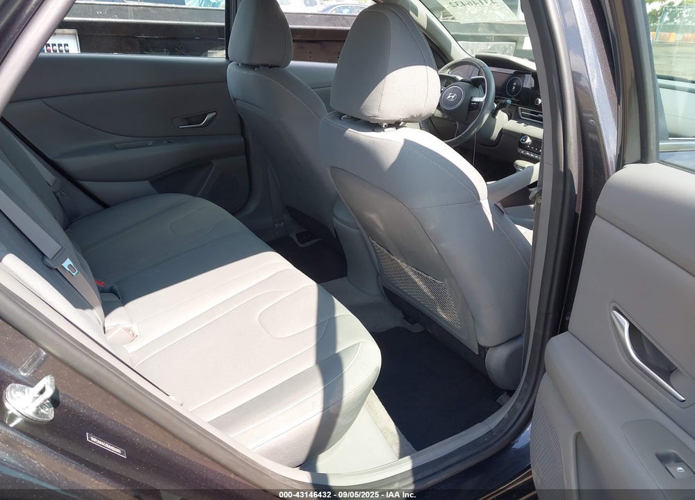 2021 HYUNDAI ELANTRA VIN: 5NPLN4AG0MH026043