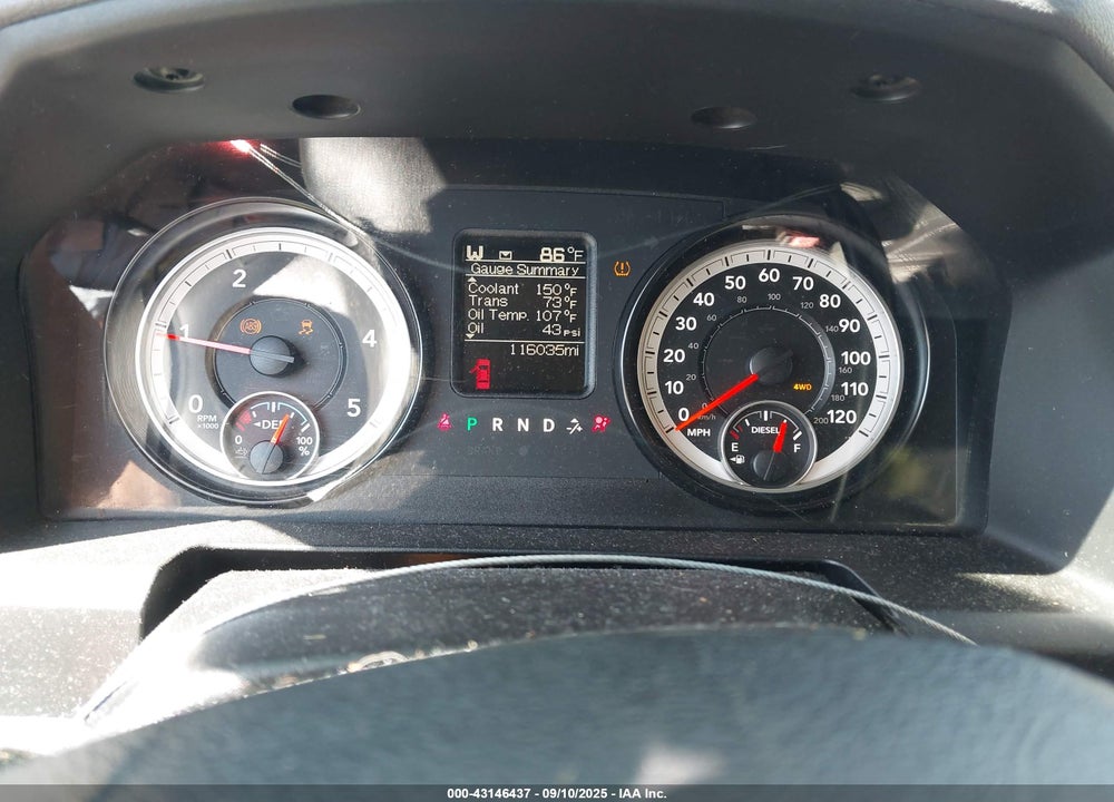 2015 RAM 2500 TRADESMAN VIN: 3C6UR5CL3FG593939