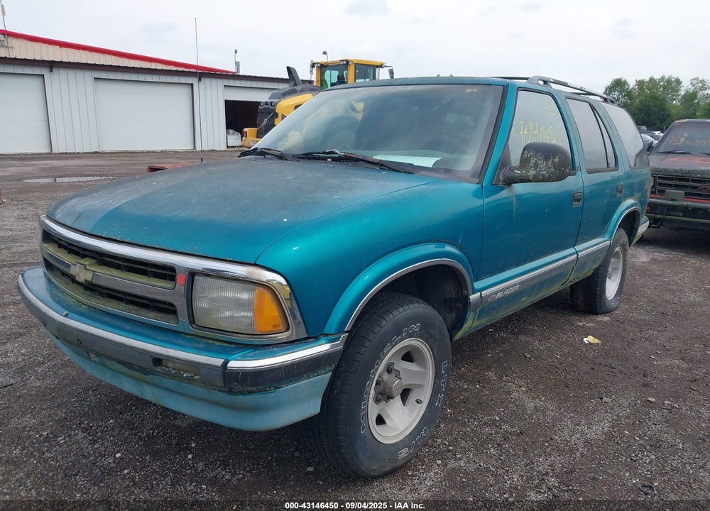 1995 CHEVROLET BLAZER VIN: 1GNCS13W2S2199855