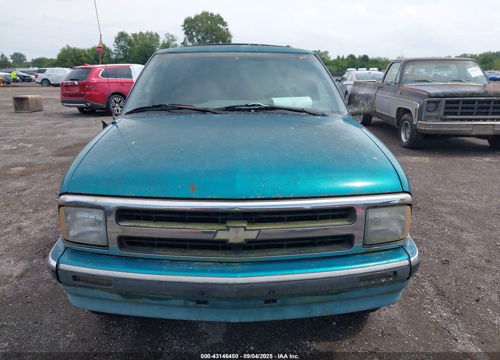 1995 CHEVROLET BLAZER VIN: 1GNCS13W2S2199855