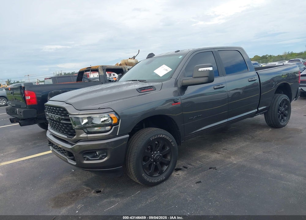 2024 RAM 2500 BIG HORN 4X4 6'4 BOX VIN: 3C6UR5DL2RG330991