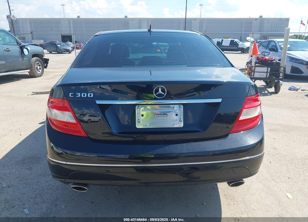 2008 MERCEDES-BENZ C 300 LUXURY VIN: WDDGF54X18R019039