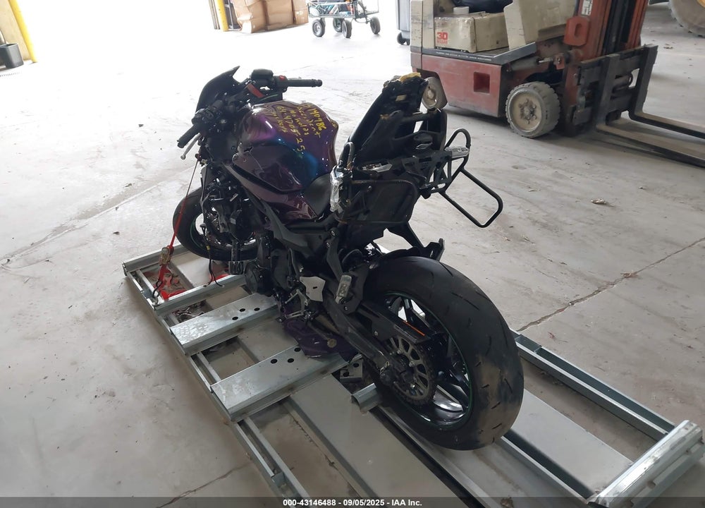 2025 KAWASAKI EX650 VIN: ML5EXER11SDAE3096