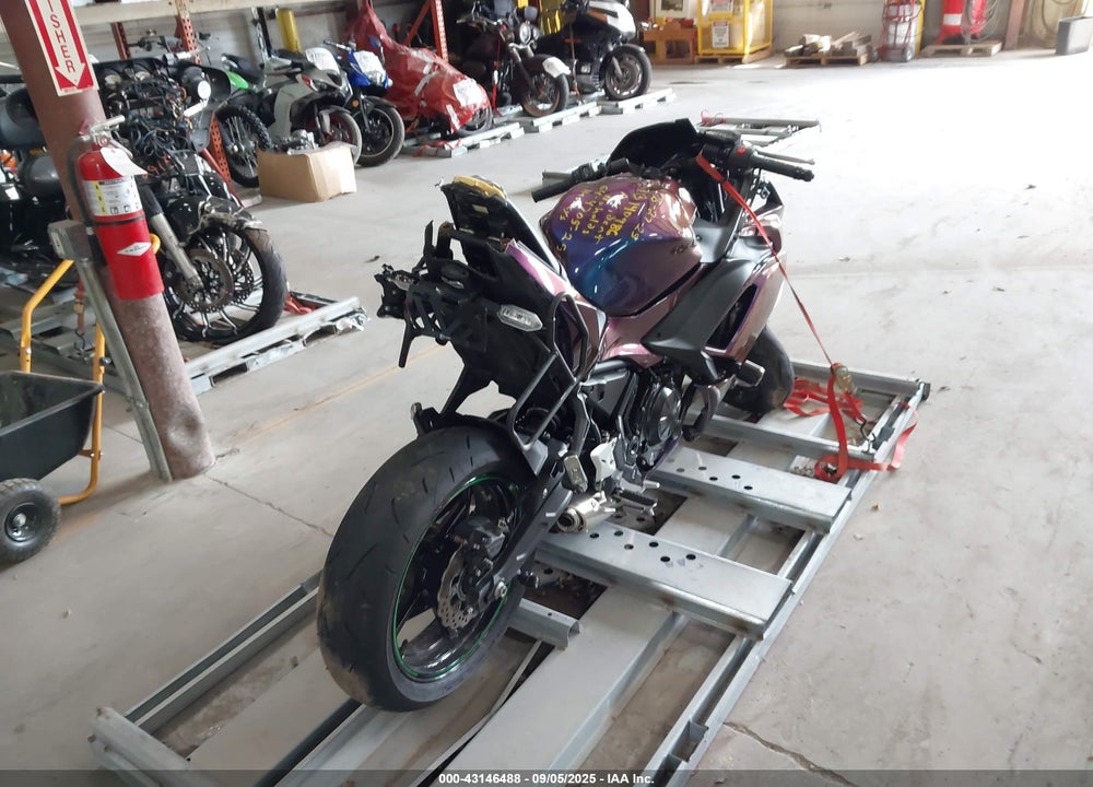 2025 KAWASAKI EX650 VIN: ML5EXER11SDAE3096