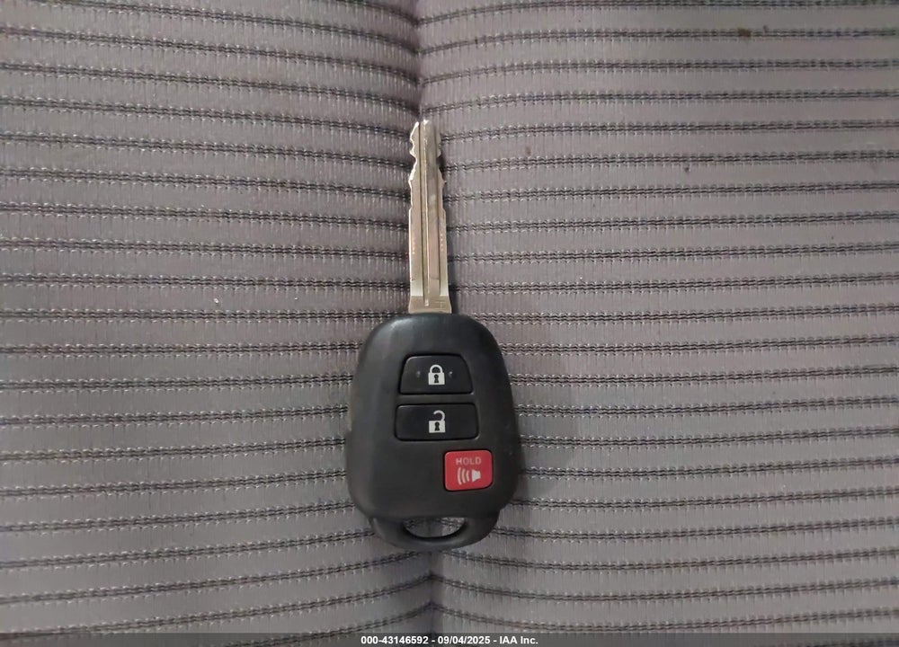 2015 TOYOTA RAV4 VIN: 2T3RFREV0FW375891