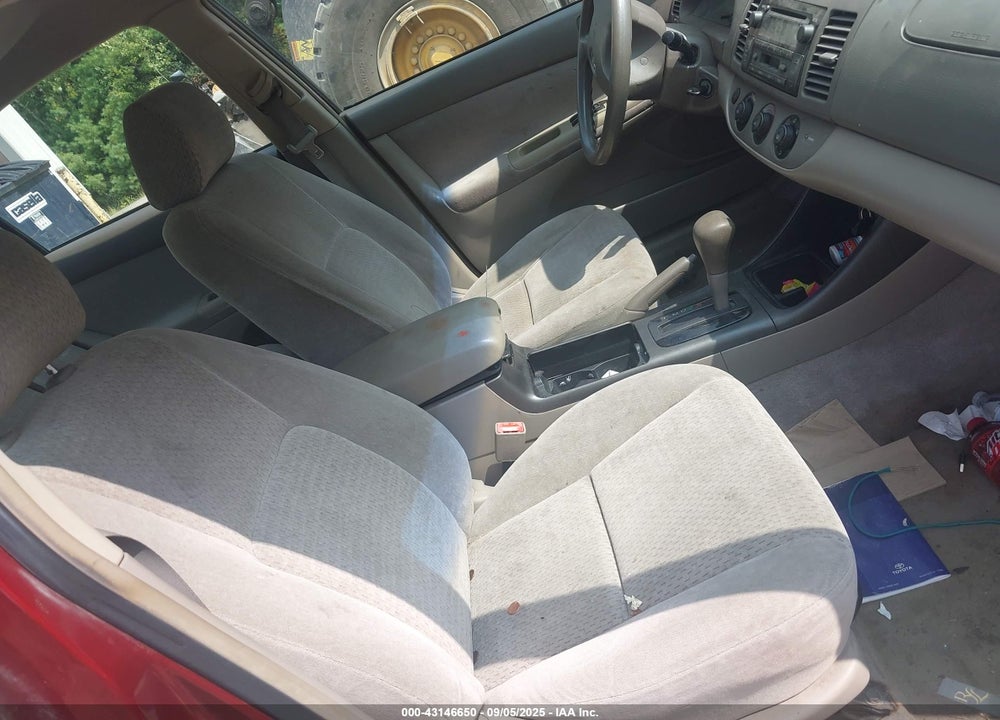 2002 TOYOTA CAMRY LE V6 VIN: 4T1BF32K52U015947