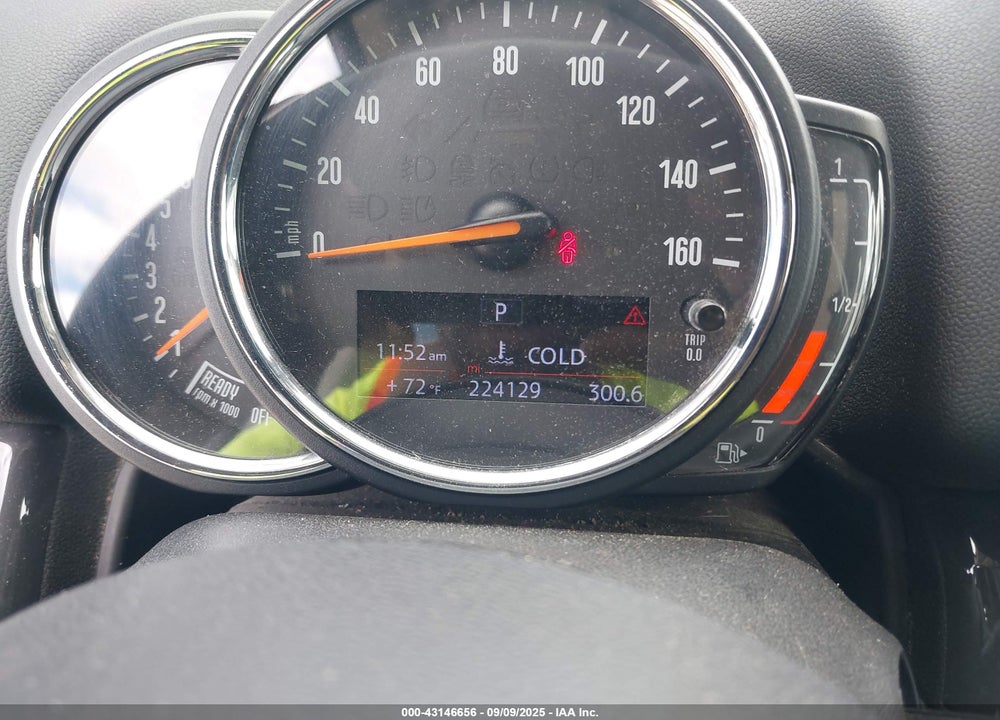 2018 MINI COUNTRYMAN VIN: WMZYS7C38J3F44292