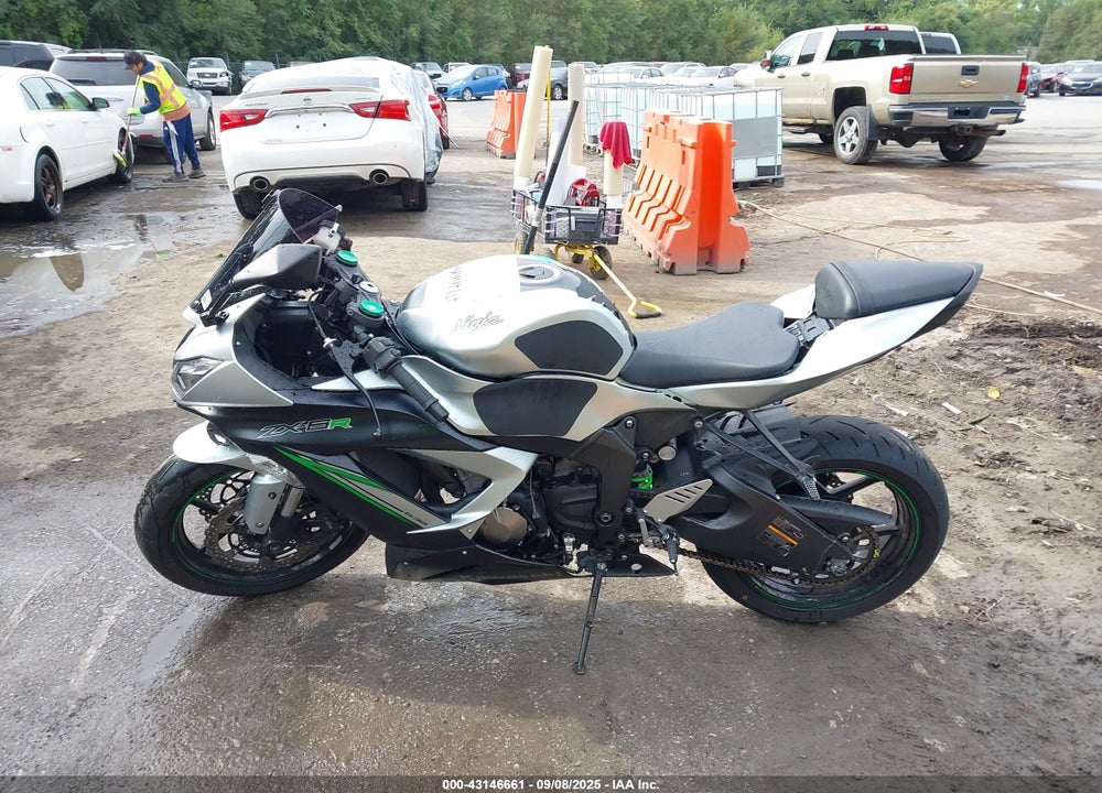 2018 KAWASAKI ZX636 E VIN: JKBZXJE15JA027495