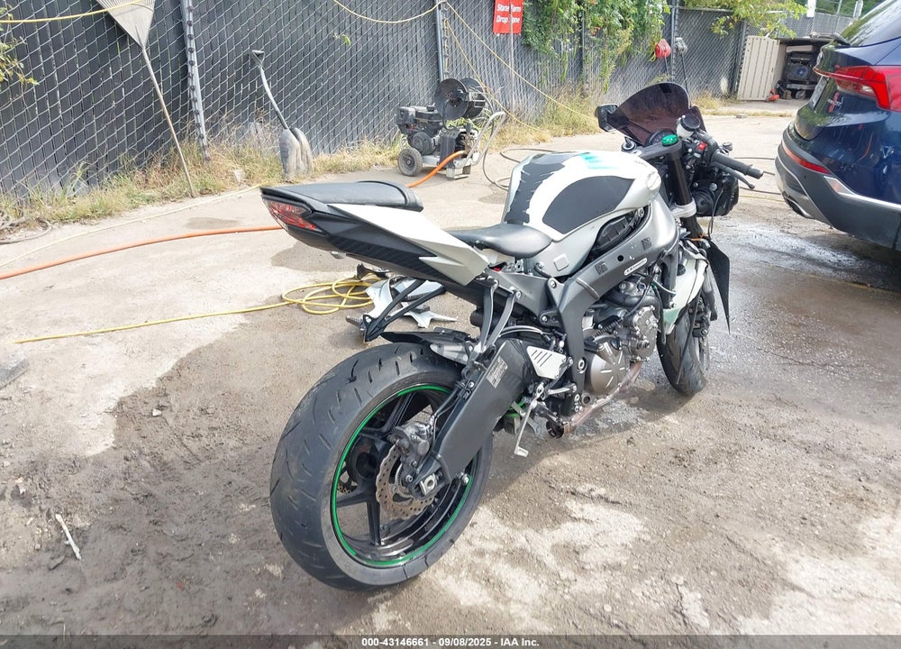 2018 KAWASAKI ZX636 E VIN: JKBZXJE15JA027495