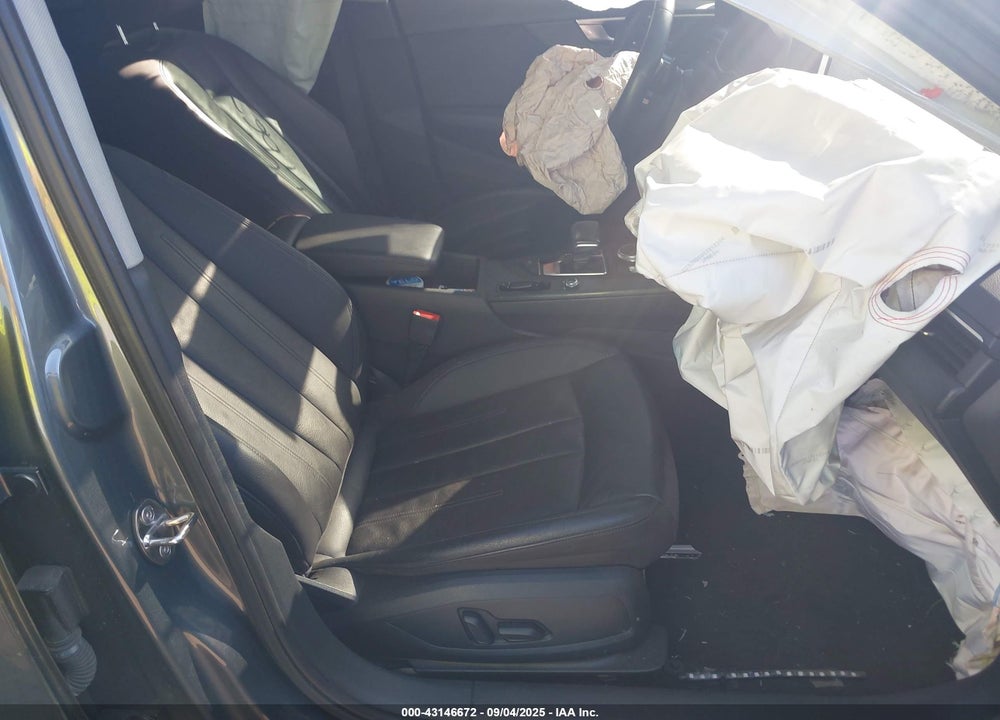 2018 AUDI A4 VIN: WAUENAF40JA083798