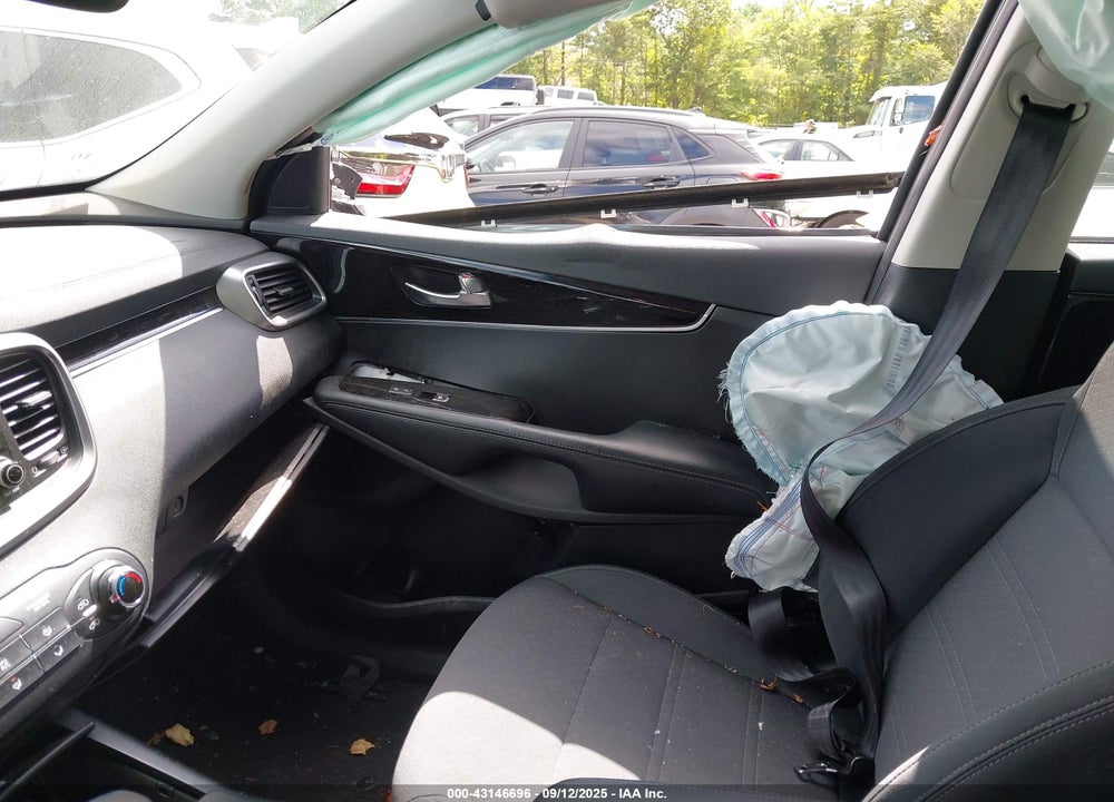 2020 KIA SORENTO VIN: 5XYPG4A30LG634319