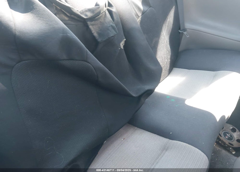 2004 FORD MUSTANG VIN: 1FAFP40424F119242