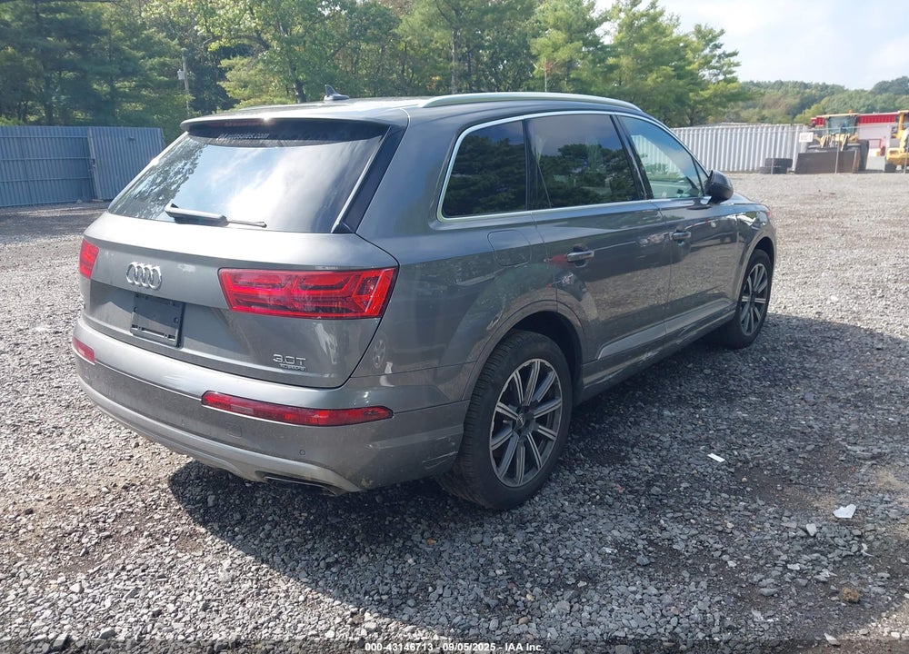 2017 AUDI Q7 3.0T PREMIUM VIN: WA1LAAF7XHD017973