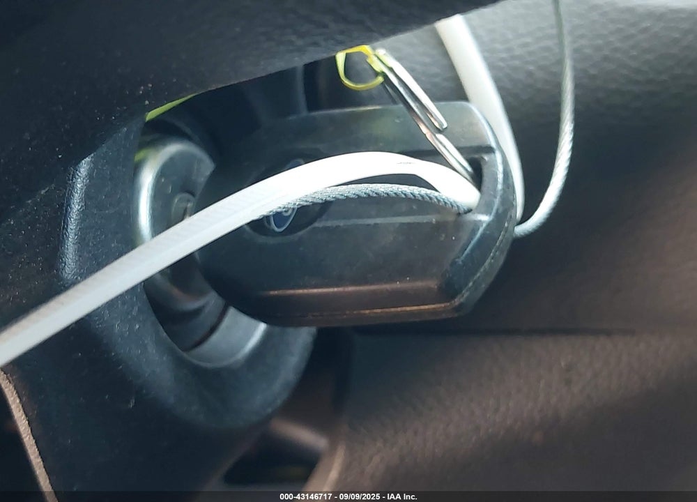2014 FORD FOCUS VIN: 1FADP3F21EL281034