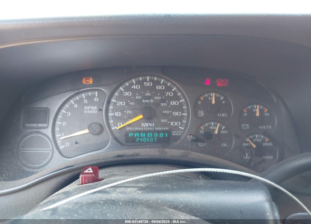 2001 CHEVROLET SILVERADO 1500 LS VIN: 1GCEC19T41Z144938