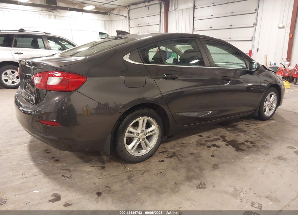 2017 CHEVROLET CRUZE VIN: 1G1BE5SM2H7184358