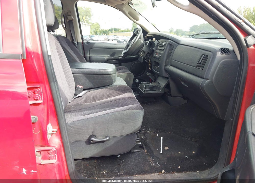 2005 DODGE RAM 1500 VIN: 1D7HU18D75S312645