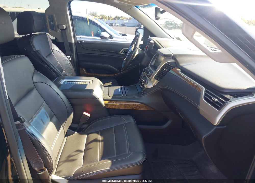2016 GMC YUKON XL VIN: 1GKS2HKJ8GR293101