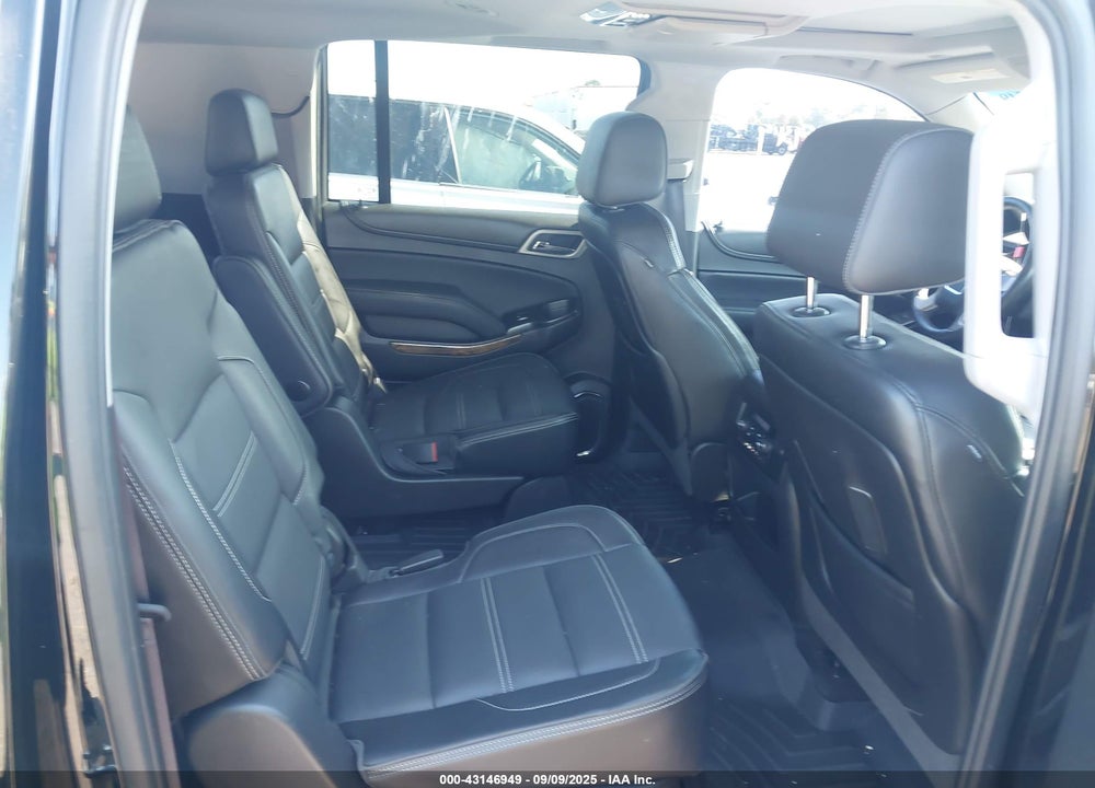 2016 GMC YUKON XL VIN: 1GKS2HKJ8GR293101