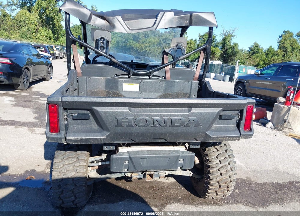 2016 HONDA SXS1000 M3 VIN: 1HFVE04A1G4003248