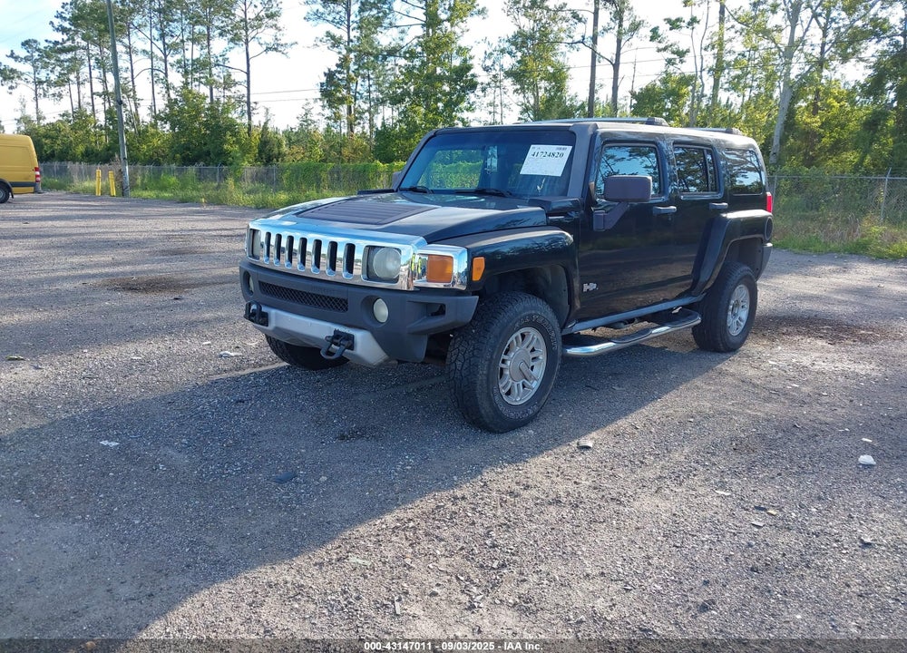 2008 HUMMER H3 SUV VIN: 5GTEN13E288133837