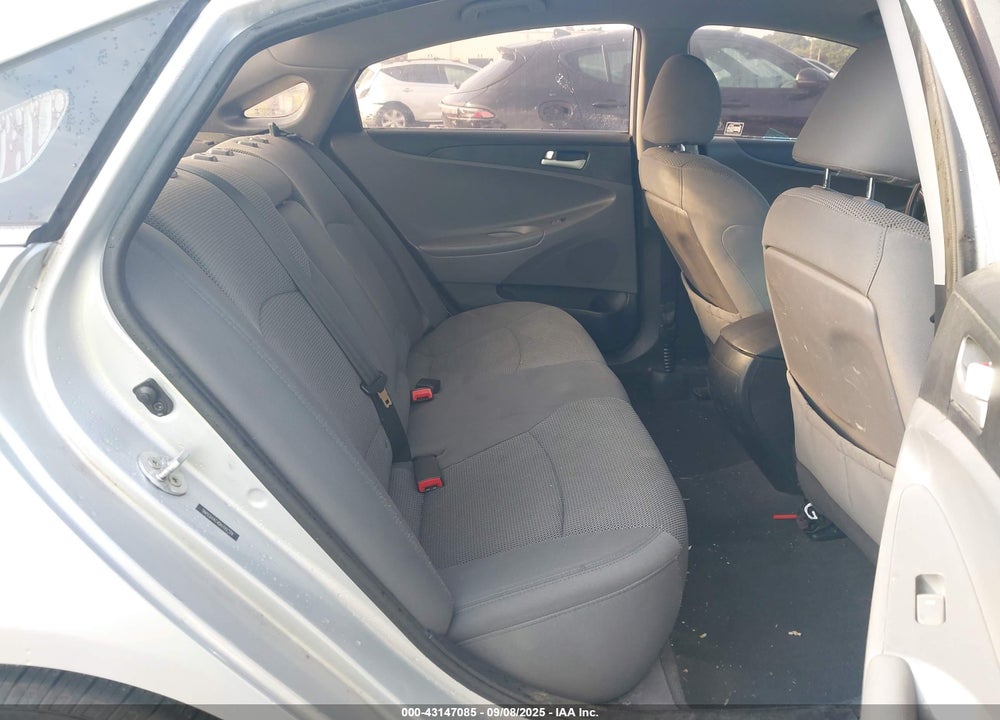 2013 HYUNDAI SONATA VIN: 5NPEB4AC4DH789374