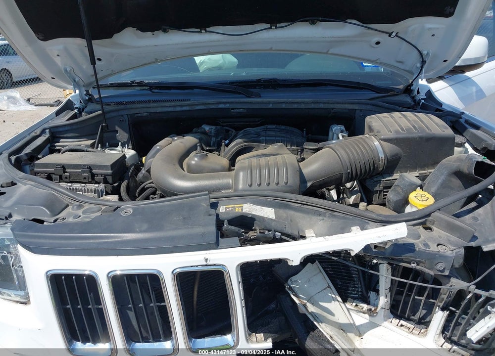 2015 JEEP GRAND CHEROKEE VIN: 1C4RJEAG2FC220146