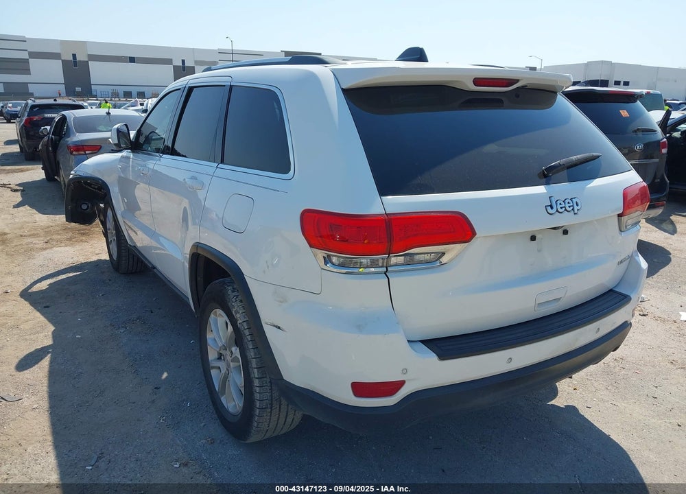 2015 JEEP GRAND CHEROKEE VIN: 1C4RJEAG2FC220146
