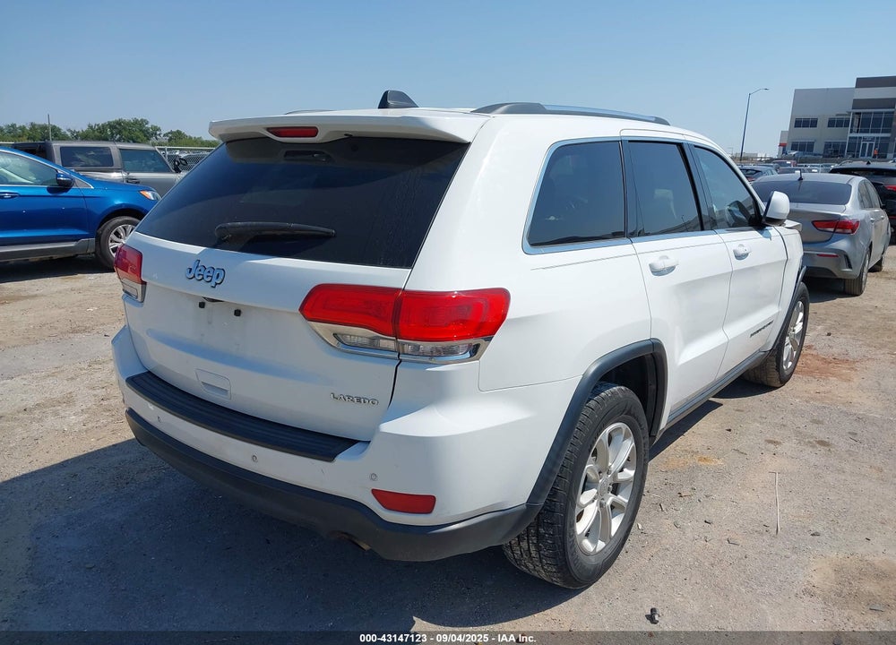 2015 JEEP GRAND CHEROKEE VIN: 1C4RJEAG2FC220146