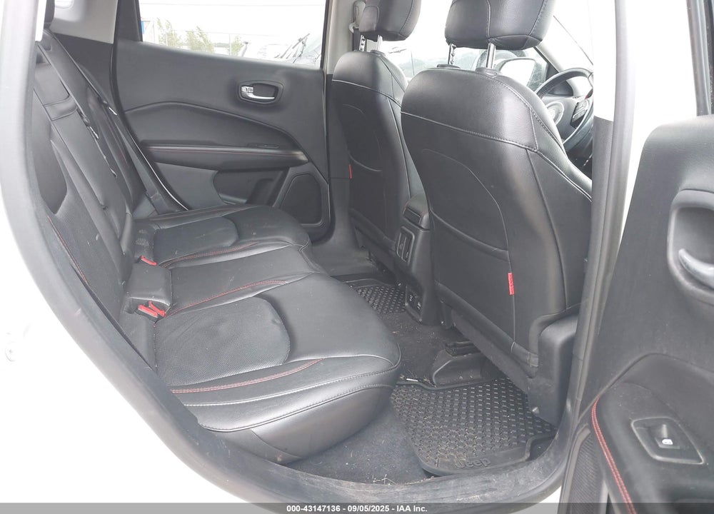 2018 JEEP COMPASS VIN: 3C4NJDDB3JT185302