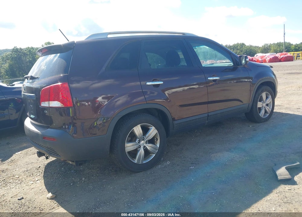 2013 KIA SORENTO VIN: 5XYKU4A68DG364691