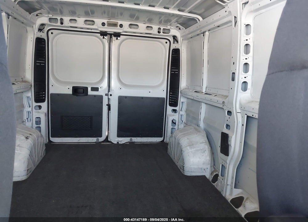 2017 RAM PROMASTER 1500 LOW ROOF 136 WB VIN: 3C6TRVAG6HE546579
