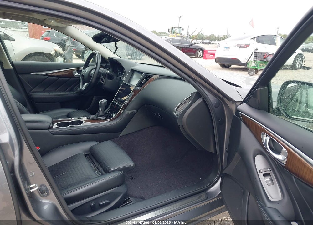2014 INFINITI Q50 VIN: JN1BV7AR3EM699627