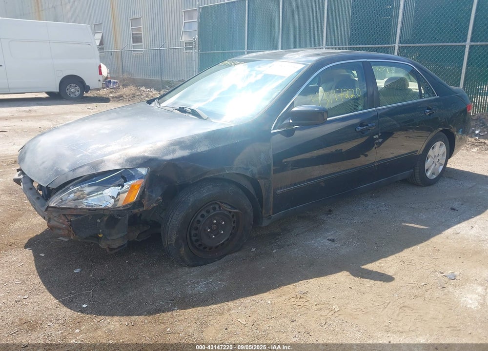2004 HONDA ACCORD 2.4 LX VIN: 1HGCM56304A177052