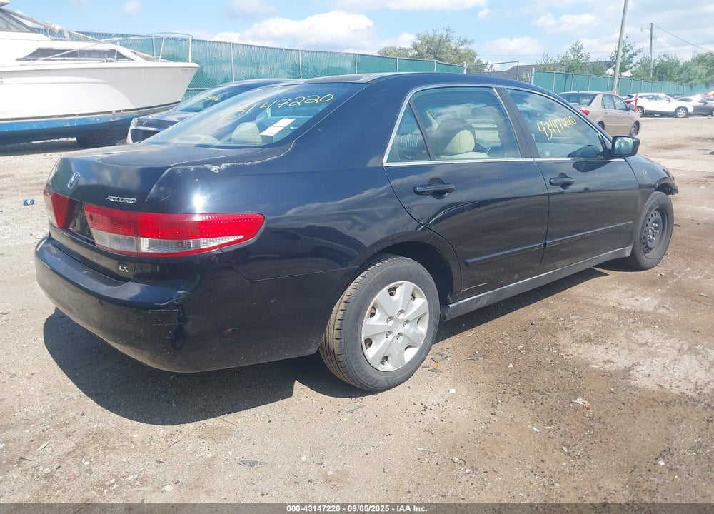 2004 HONDA ACCORD 2.4 LX VIN: 1HGCM56304A177052