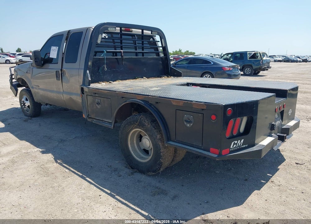 2002 FORD F-350 LARIAT/XL/XLT VIN: 1FTWX33F72EA73654