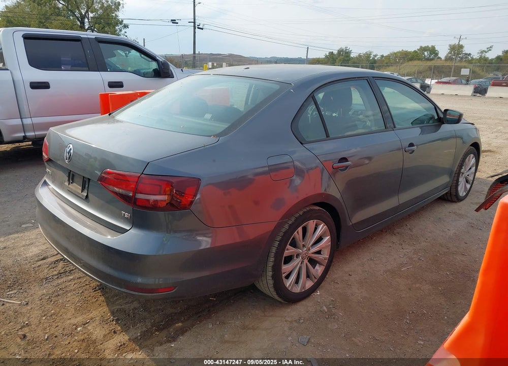 2017 VOLKSWAGEN JETTA VIN: 3VW2B7AJ0HM211496