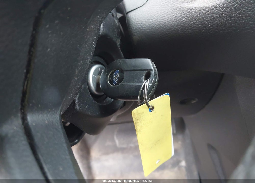 2014 FORD FOCUS SE VIN: 1FADP3F29EL261713
