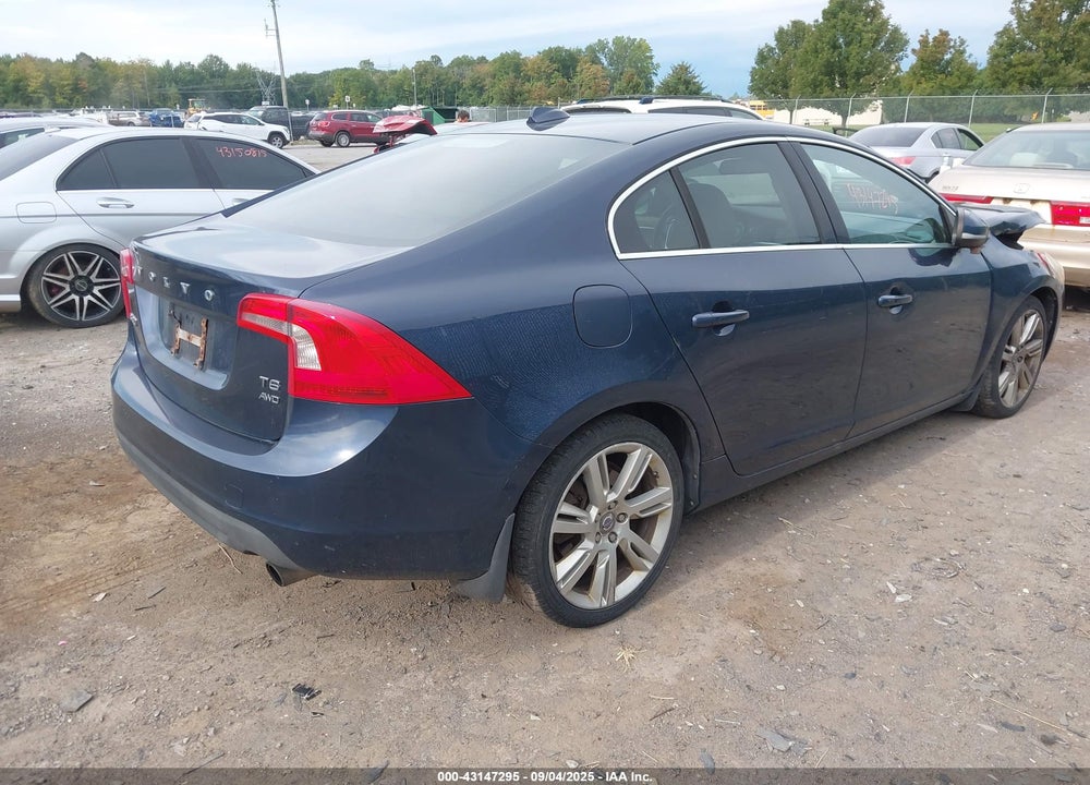 2011 VOLVO S60 VIN: YV1902FH2B2005721