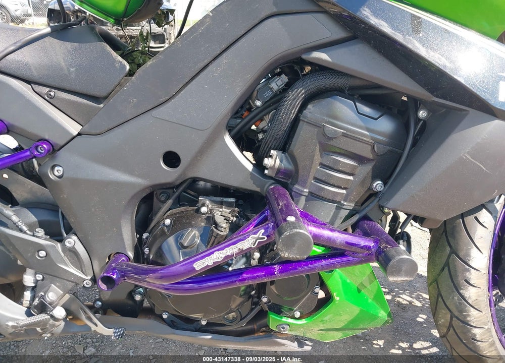 2013 KAWASAKI ZR1000 D VIN: JKAZRCD17DA036604