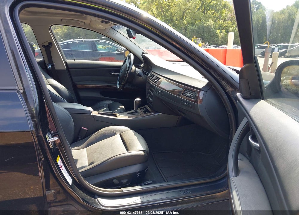 2006 BMW 325XI VIN: WBAVD13526KV04308