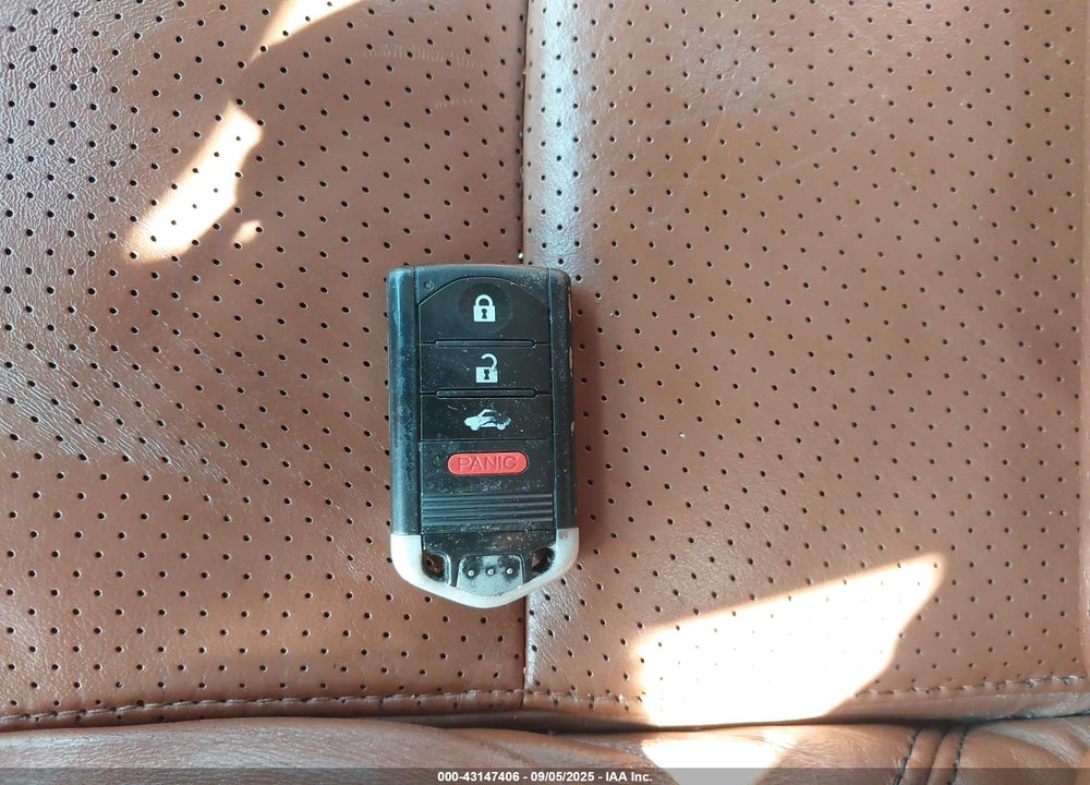 2014 ACURA TL VIN: 19UUA9F71EA000101