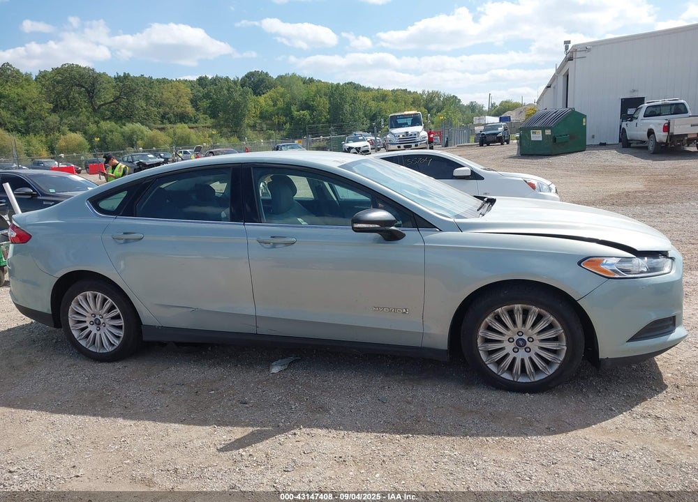 2014 FORD FUSION HYBRID S VIN: 3FA6P0UUXER369108