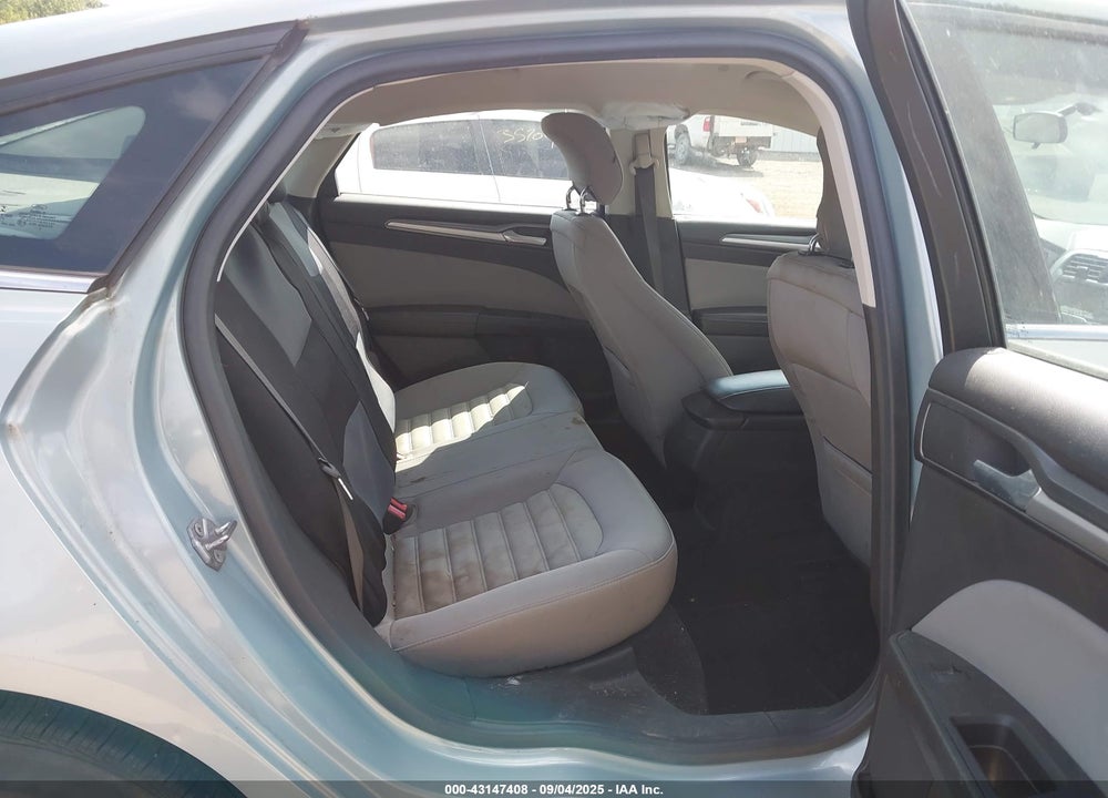 2014 FORD FUSION HYBRID S VIN: 3FA6P0UUXER369108
