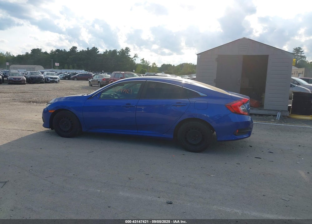 2018 HONDA CIVIC VIN: 2HGFC2F51JH512588