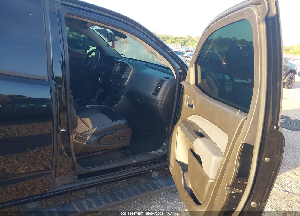 2015 CHEVROLET COLORADO VIN: 1GCHSCE30F1136052
